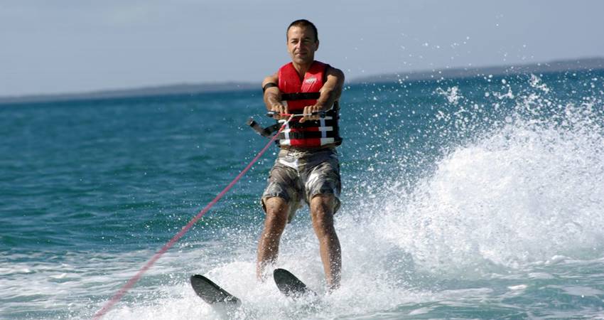 Водные лыжи в Адлере